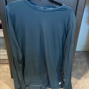 Vuori Long Sleeve Strato